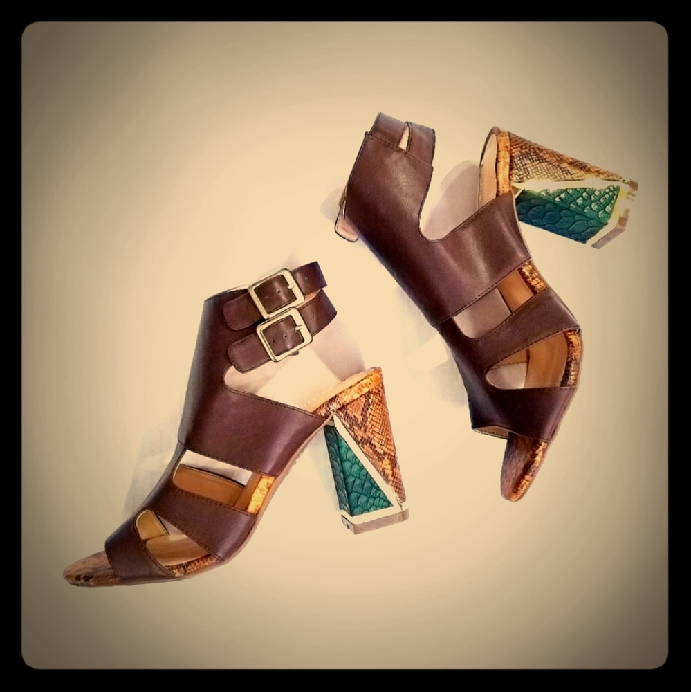 Mark by Avon Strappy Heel Size 8